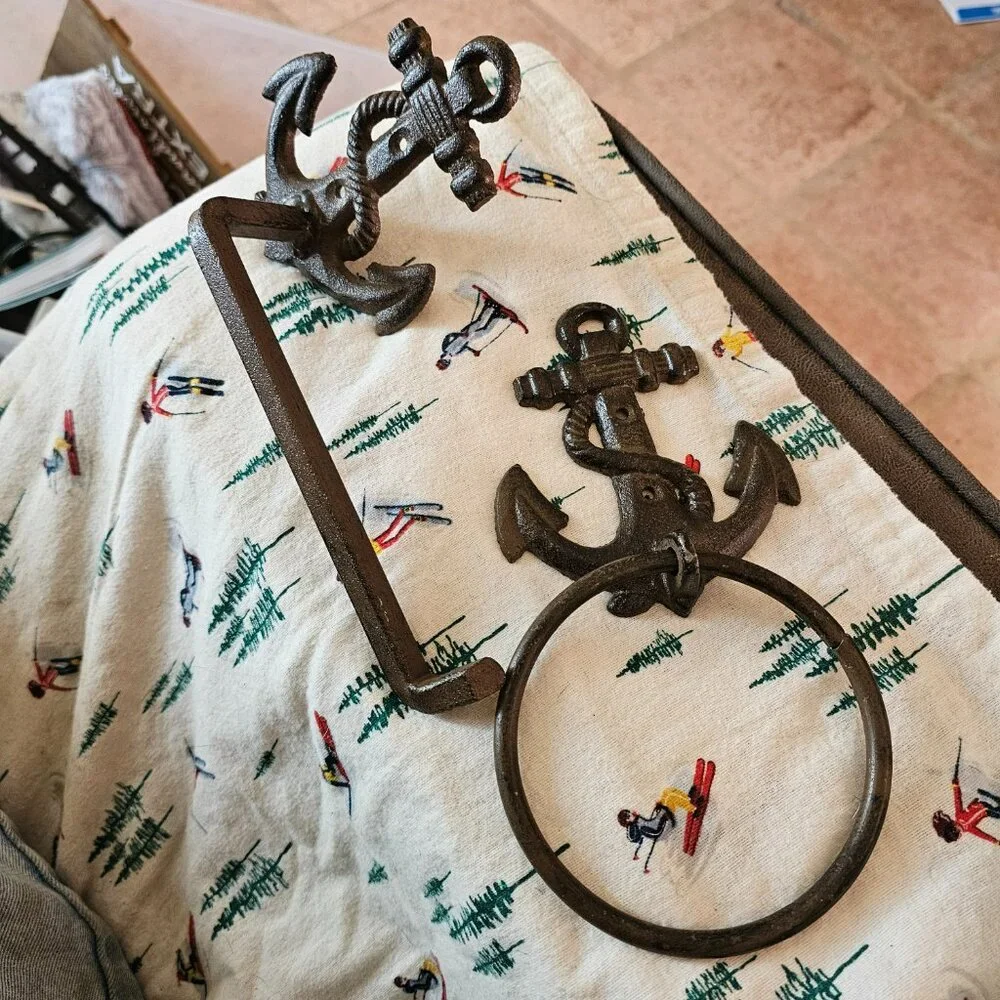 Vintage wall decor anchor set for bathroom towels